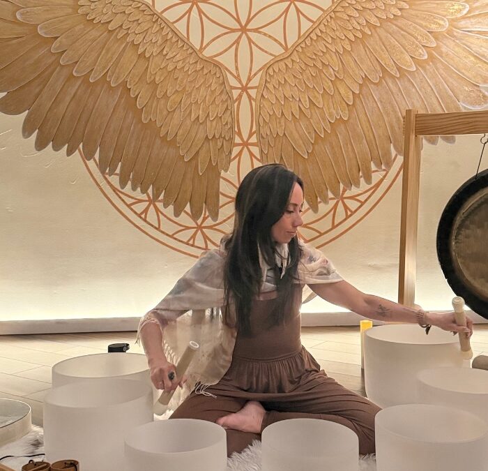 Sound Bath Practitioner Training & Certification Immersion in Sedona w/ Bella Rivera