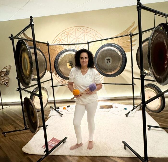 Cosmic Gong Bath Experience w/ Issa Wilson